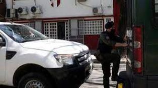 En la investigación por la asociación ilícita que le atribuyen liderar a Yalil Azum se allanó el Club Echesortu, donde al parecer tenía una oficina.