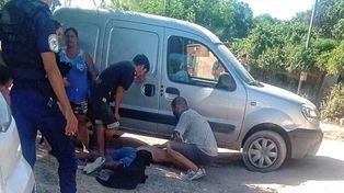 Paraná: se quedó dormido debajo de un árbol y un utilitario lo paso por encima.Foto: Reporte 100.7