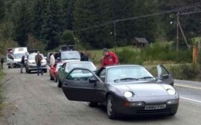 Sugestivo. El Porsche con la patente H982 FKL fue dejado abandonado.