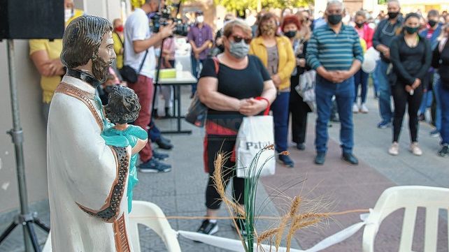 Seis misas. Son las programadas para el domingo 7 de agosto en Paraná