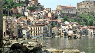 Un pueblo italiano aprobó una norma que prohíbe morirse para frenar la despoblación