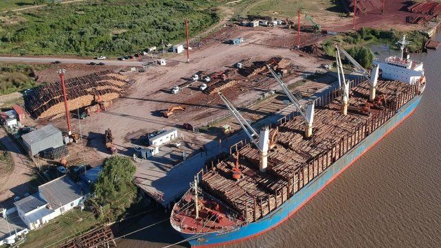 La diputada nacional Blanca Osuna presentó un reclamo administrativo al Gobierno de Entre Ríos por la falta de transparencia y riesgo ambiental.