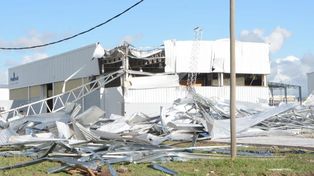 Perotti recorrió la zona industrial afectada por el temporal en Rafaela