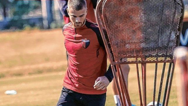 Colón volvió al trabajo con la presencia de Lucas Beltrán Colón volvió al trabajo con la presencia de Lucas Beltrán
