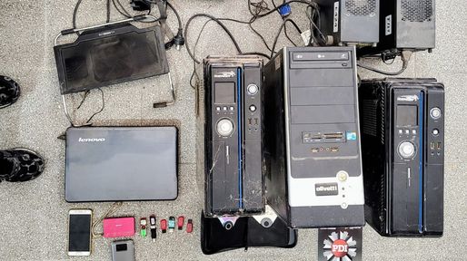 Helvecia: secuestran equipos electrónicos en un supermercado y en la casa de un matrimonio chino investigado por grooming