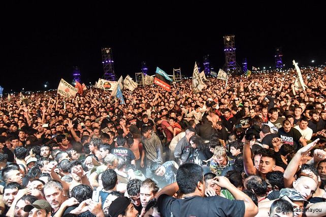 El momento de la avalancha fatal en el recital del Indio Solari