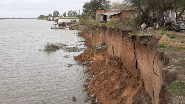 Preocupa el desmoronamiento de barrancas en Sauce Viejo y ya hubo reunión con Protección Civil