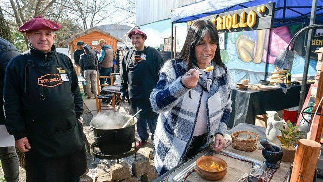 La vicegobernadora Alicia Aluani estuvo en la 4ta Edición del Concurso Regional de Cocineros de Locro de Aranguren