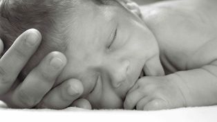 Buscan familias solidarias para cuatro bebés menores de un año