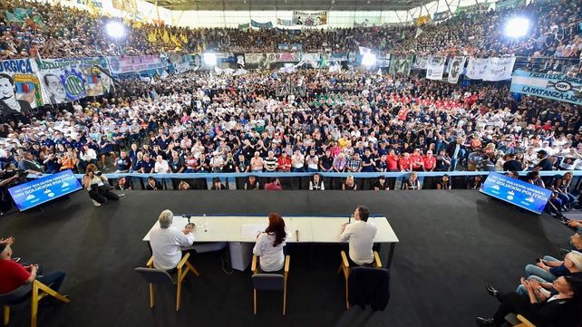 El acto de la UOM se desarrolló en Pilar.