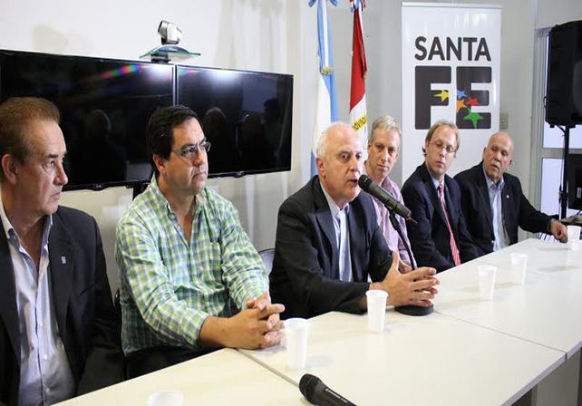 Licitación. En el acto de apertura de sobres para la fase C del Acueducto Reconquista