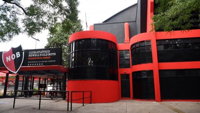 Los socios que realicen el canje de entradas deberán presentarse en la puerta 6 del club para el retiro de las mismas.