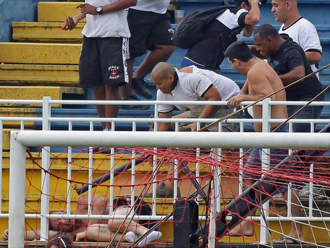 Batalla campal entre hinchas del Paranaense y el Vasco da Gama