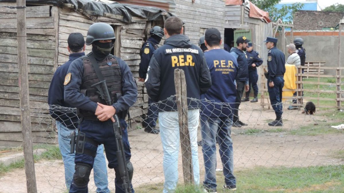 Detuvieron a cuatro personas por el homicidio de un hombre en ...