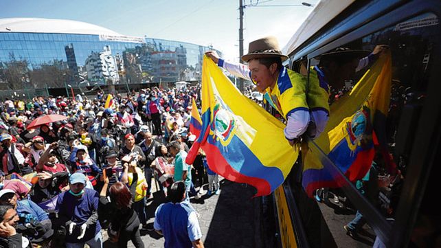 Despedida. Los militantes indígenas dejaron Quito.  