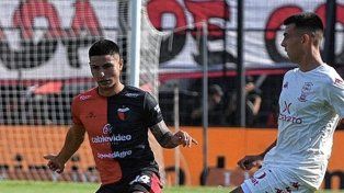 Stéfano Moreyra fue titular en el primer partido de Gorosito como DT de Colón.