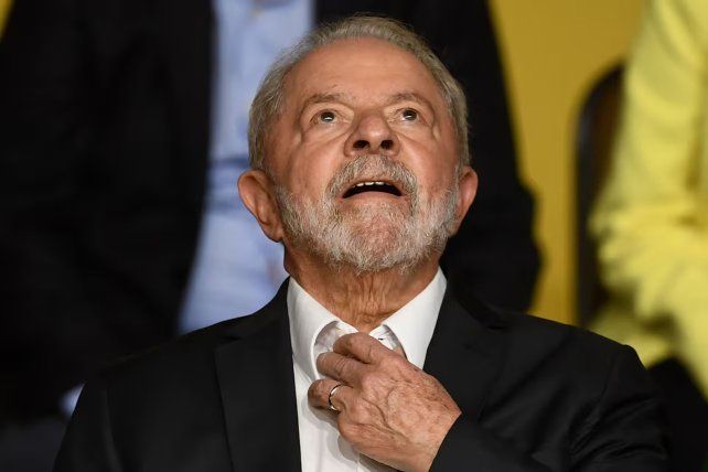 Un ministro de Brasil aseguró que Lula irá por la reelección en 2026