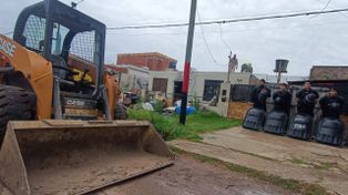 Derriban un búnker en zona oeste cuyos responsables están presos e imputados