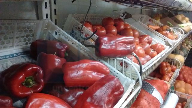 Por las nubes. El kilo de pimiento rojo cuesta casi lo mismo que un kilogramo de asado.