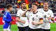 Alemania empató 3-3 con Italia pero se metió en semis, porque en la ida se impuso por 2-1.