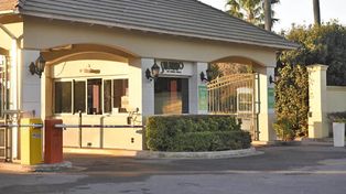 Arrestaron a empleada doméstica por robo de dólares en barrio privado