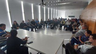 Se reunió la comunidad del Hospital Iturraspe con vecinos para tratar la situación de las guardias en el nosocomio