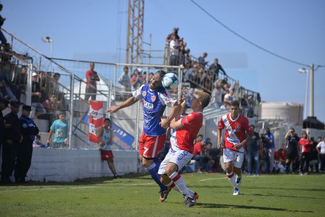 Paraná perdió ante Argentinos y se complica más su situación