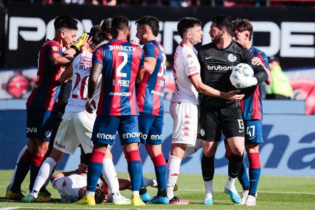 San Lorenzo puso el corazón y logró un empate heroico ante Huracán