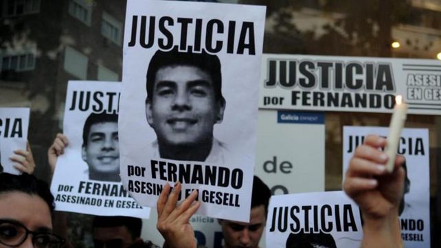 Fernando Báez Sosa tenía 19 años y fue asesinado a golpes a la salida de un boliche en Villa Gesell.