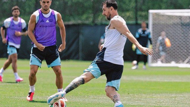 Argentina ajusta piezas en Kansas y Scaloni empieza a definir los 11 para jugar con Austria