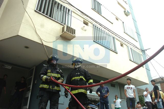 Investigan las causas que provocaron el incendio en el sanatorio Americano