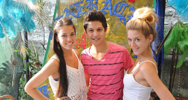 El carnaval de 2011 tiene su reino en barrio Las Flores