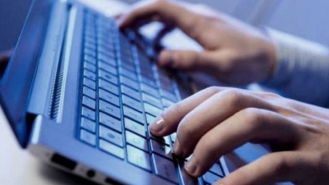 Las estafas virtuales crecen y adoptan diferentes formas, por eso Telecom brinda soluciones para prevenirlas.