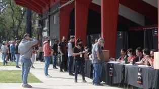 Dentro de poco los socios de Newells elegirán la nueva conducción.