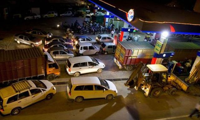 Una estación de servicios en Nueva Delhi