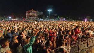 Día de la primavera y el día del estudiante en Santa Fe: Bándalos Chinos cerrará este lunes el Fan Fest