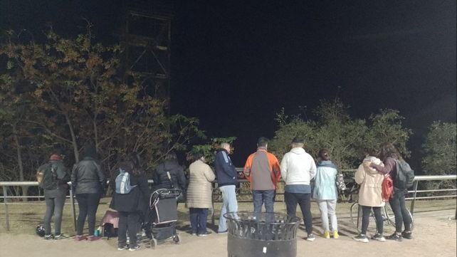 Familiares y amigos de Gustavo se concentraron este viernes para pedir que se intensifique su búsqueda.