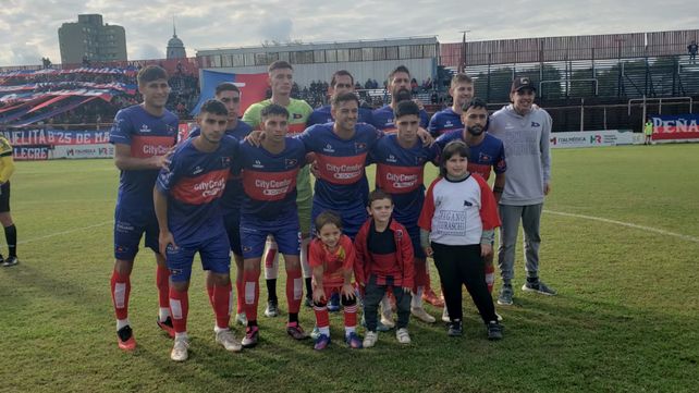 EL matador visita al portuario.&nbsp; El equipo dirigido por Daniel Teglia intentará prolongar su racha en la cancha de Puerto Nuevo.&nbsp; 
