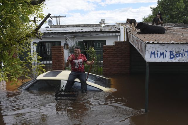 Un muerto y más de 400 evacuados a raíz del temporal en el norte bonaerense