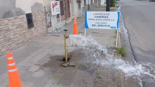 Limpieza programada de la red de distribución de agua potable