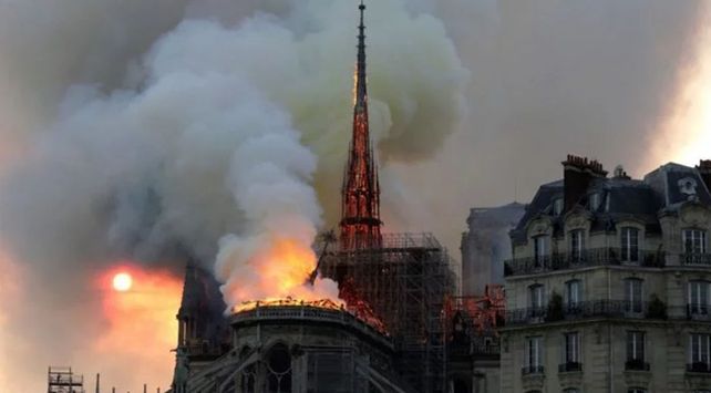 Imágenes de Notre Dame 