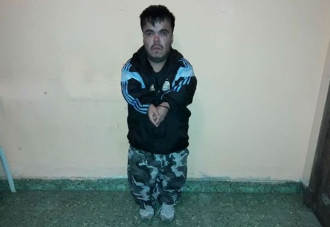 Detuvieron al exlíder de Los Grosos con 300 mil pesos en droga