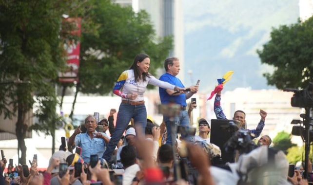 Corina Machado reapareció en público para encabezar un acto contra el régimen de Nicolás Maduro en Venezuela.