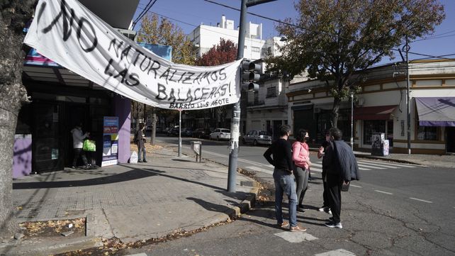 El 4 de junio balearon tres comercios en barrio Agote. Las órdenes se dieron por celular desde Piñero