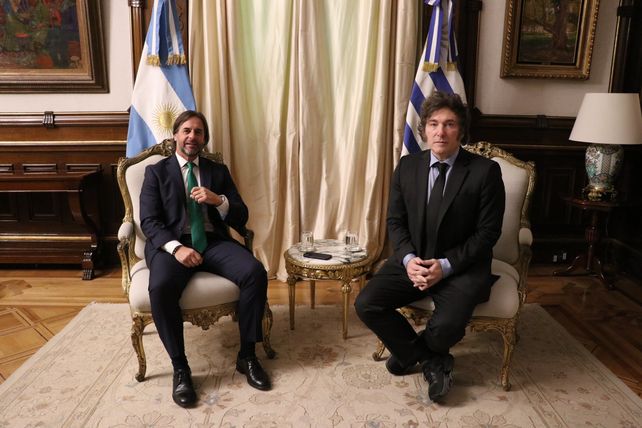 Presidencia de la Nación solo difundió la foto que se sacaron ambos mandatarios en la Casa de Gobierno.