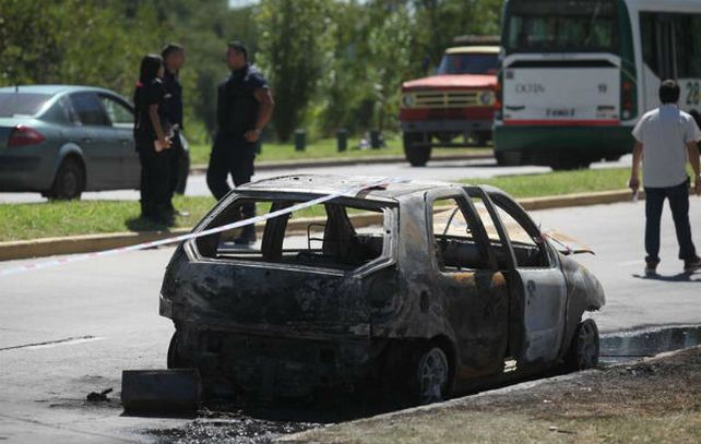Un enfrentamiento a balazos entre grupos internos de la Uocra dejó como saldo un muerto y varios heridos.