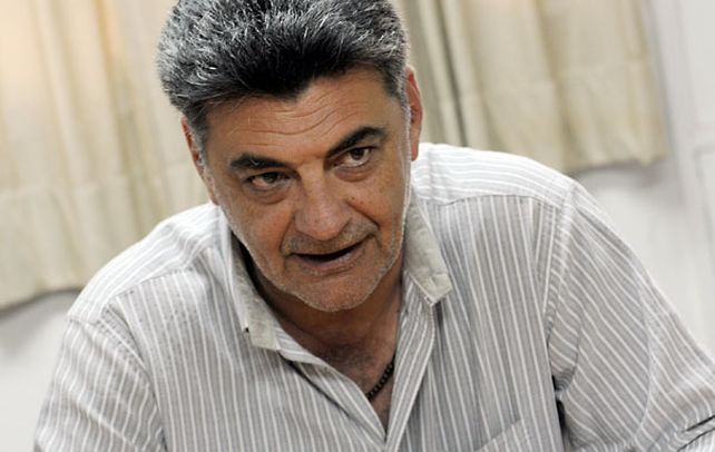El ex árbitro se sumó como asesor de los candidatos del Foro Canallas Unidos.