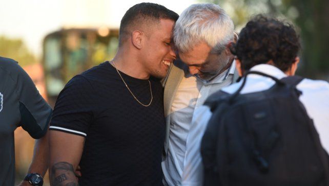 Emiliano Vecchio y Ricardo Carloni en otros tiempos de sonrisas y bromas. ( LA CAPITAL/Marcelo Rubén Bustamante)
