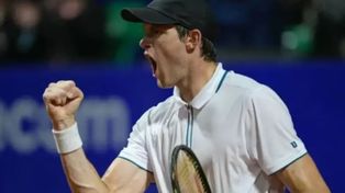 El chileno Nicolás Jarry, que logró remontar lo imposible ante el suizo Stan Wawrinka.