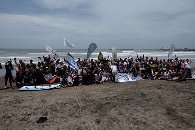 Las 18 fotos del primer Campeonato Sudamericano de surf adaptado